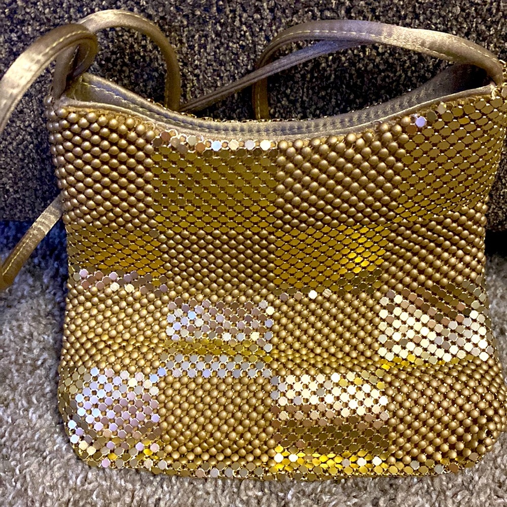 New without tags. Mesh/beaded small bag